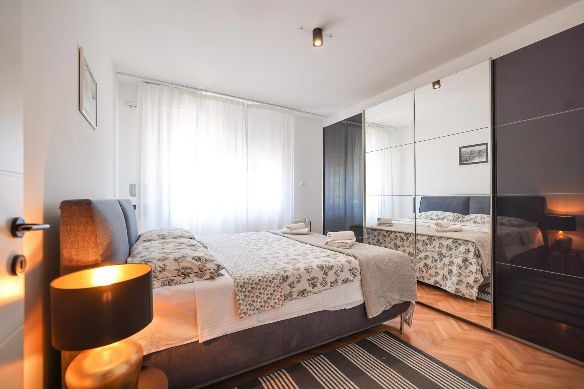 Oscar & Leo Apartments Zadar Exteriör bild
